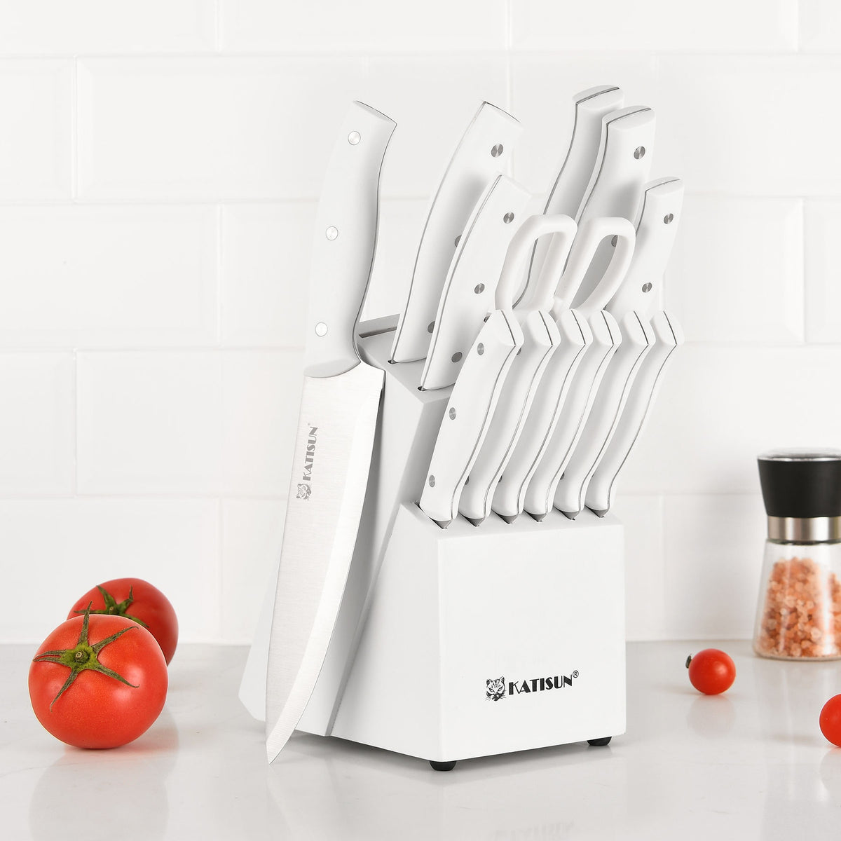 15 Pieces Of White Carbon Steel Blade Kitchen Knife Set, Equipped With A Genuine Wooden Frame, Internal Sharpener