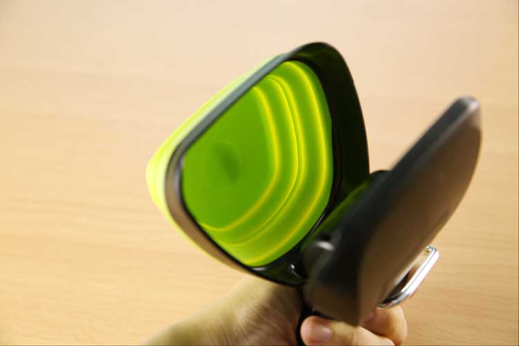 Dog Pet Travel Foldable Pooper Scooper With 1 Roll Decomposable bags Poop Scoop Clean Pick Up Excreta Cleaner Epacket - view 3