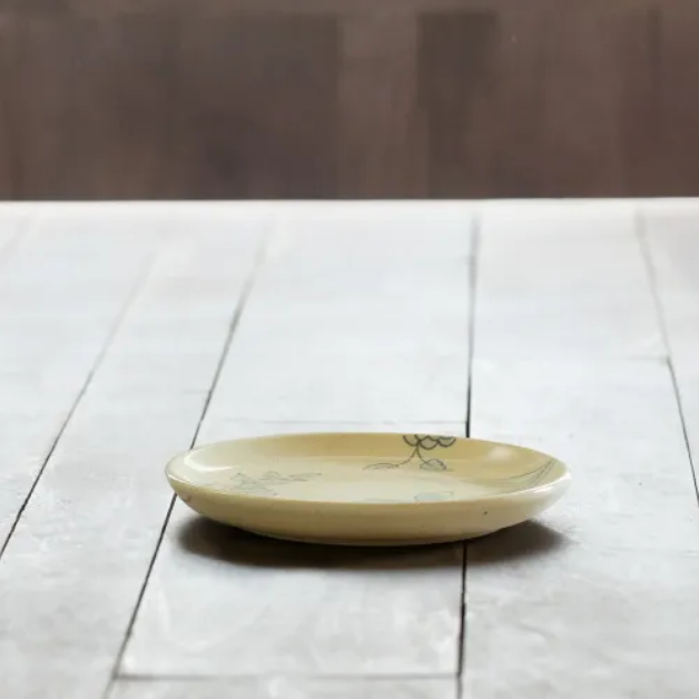 Off-White Round Ceramic Floral Print Side Plate Elegant Dining Accent For Any Table - view 4