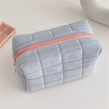 Plush Makeup Bag Checkered Cosmetic Bag Cosmetic Travel Bag Large Zipper Travel Toiletry Bag Portable Multi Functional - view 8