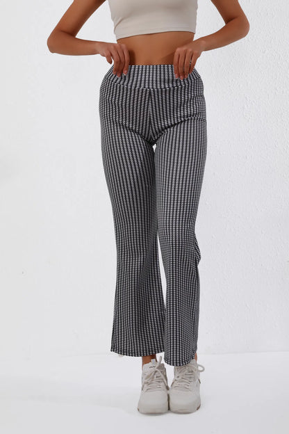 High-Waisted Houndstooth Flare Trousers Sleek Fit, Comfy Stretch, Classy Look - view 7