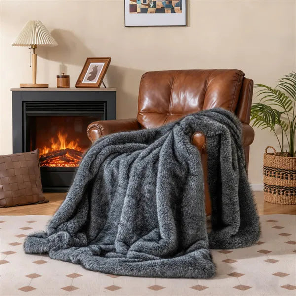 Gray 740GSM Faux Wolf Fur Throw Blanket 60 X80 Double-Sided Soft Fleece Lined Blanket - view 4