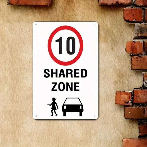 Vintage Speed Limit 10 Km/H Metal Wall Sign, 8x12in Retro Speed Bump Warning Iron Plaque, Plaque - view 3