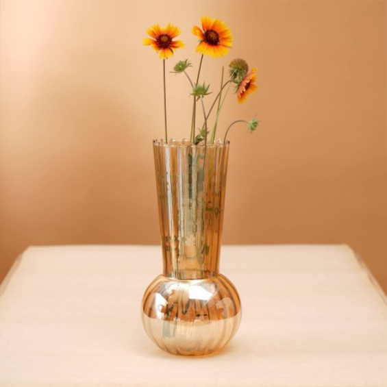 Whimsy Small Vase Elegant Decorative Accent For Home, Office & Events Modern Swirl Design For Floral Arrangements &