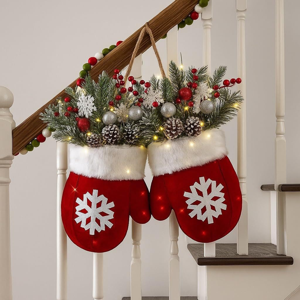 Glittering Christmas Gloves Wreath Christmas Wreath - view 2